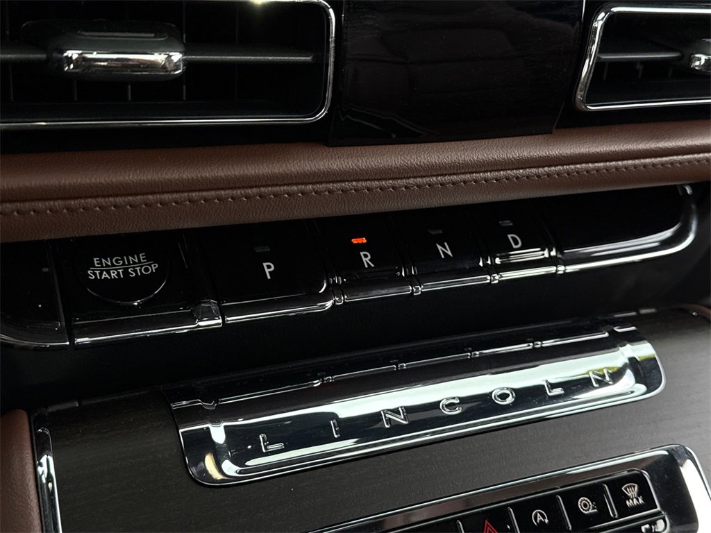 New 2026 Lincoln Aviator Reserve image 27