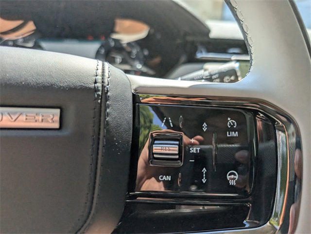 Used 2025 Land Rover Range Rover Velar Dynamic SE image 18