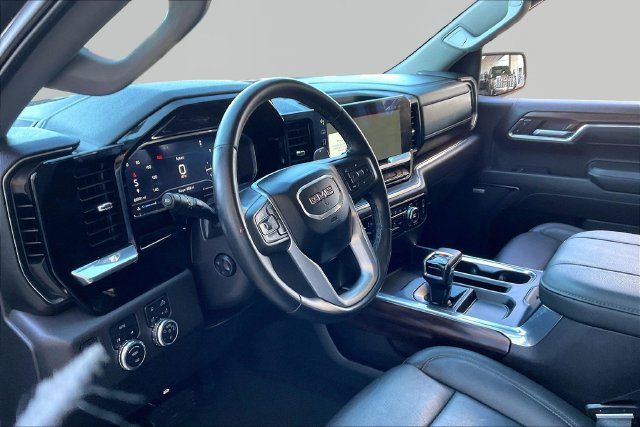 Used 2024 GMC Sierra 1500 SLT w/ SLT Convenience Package AWD/4WD image 12