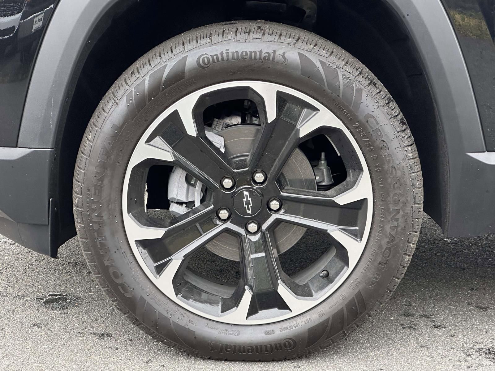 New 2026 Chevrolet Equinox LT w/ Safety and Technology Package AWD/4WD image 7