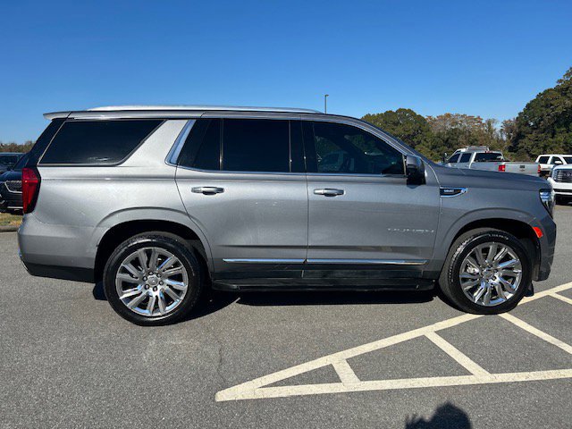 Used 2021 GMC Yukon SLT w/ SLT Premium Package