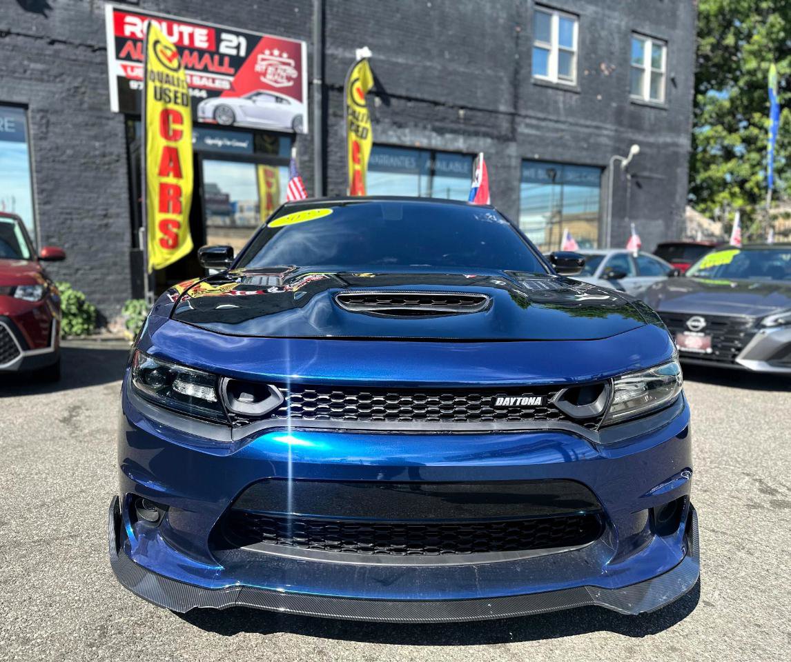 Used 2022 Dodge Charger R/T w/ Daytona Edition Group RWD image 2