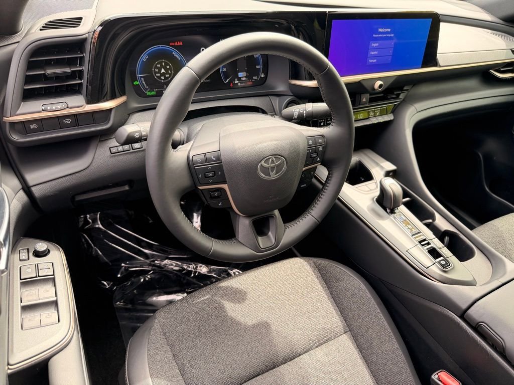 Certified 2023 Toyota Crown XLE image 19