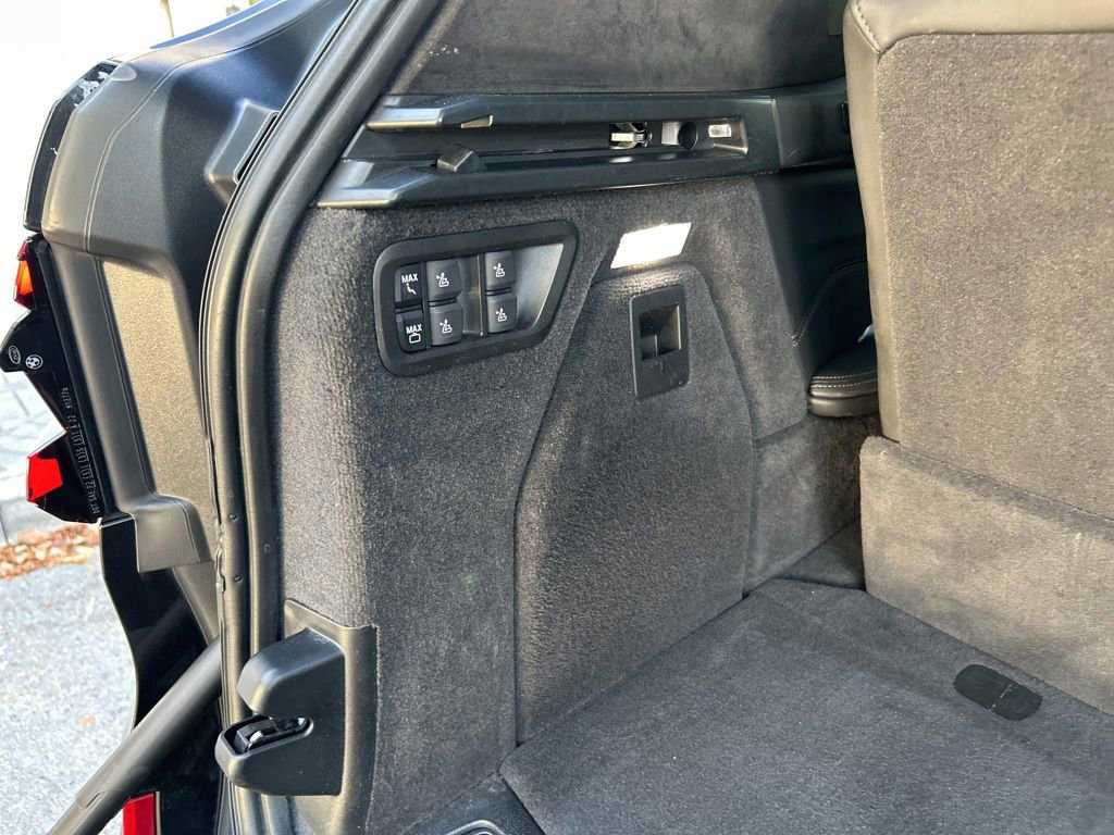 Used 2024 BMW X7 xDrive40i w/ M Sport Package image 51