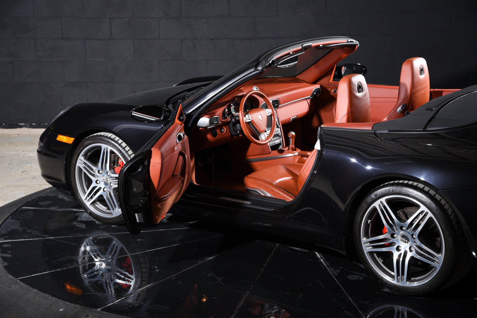Used 2008 Porsche 911 Carrera S RWD image 15