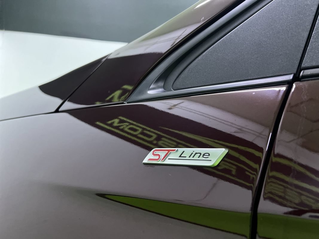 Used 2023 Ford Edge ST-Line AWD/4WD image 13
