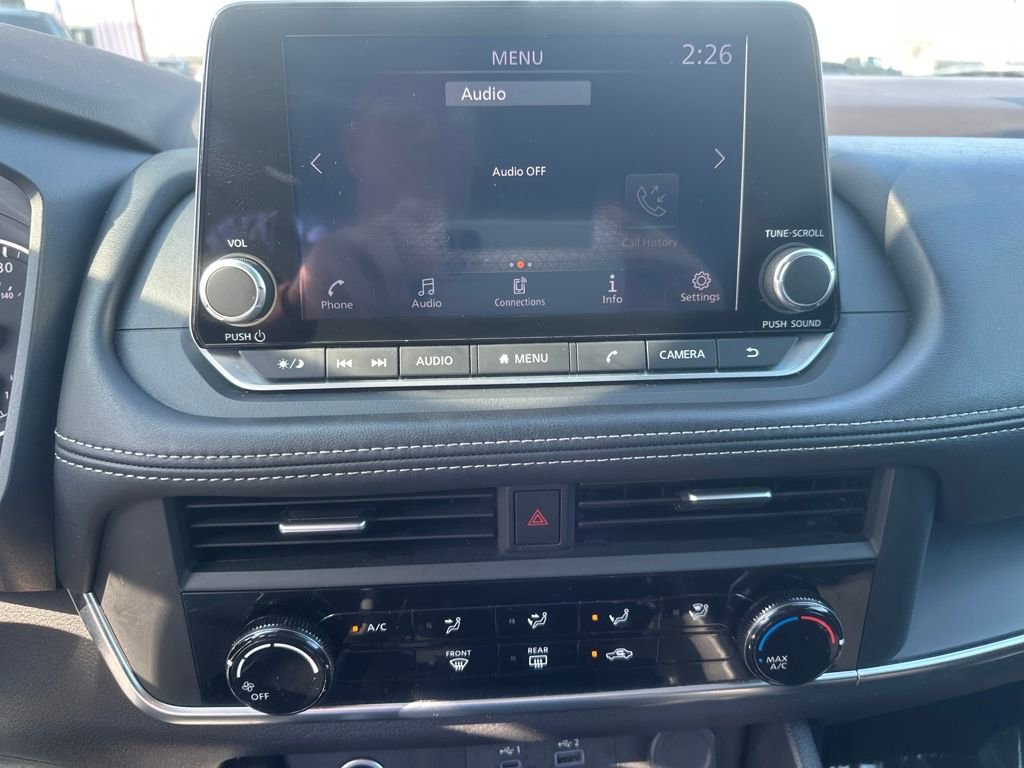 Used 2023 Nissan Rogue S image 15