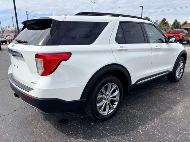 Used 2023 Ford Explorer XLT w/ Equipment Group 202A image 9