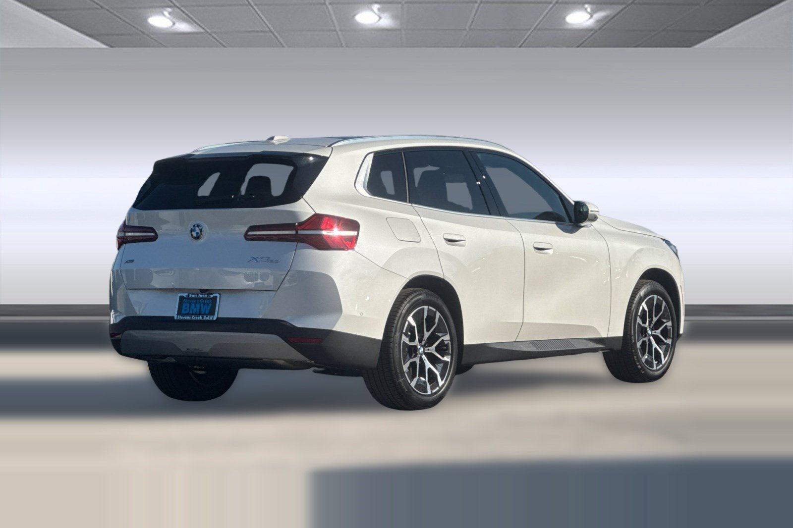 Used 2026 BMW X3 xDrive30i w/ Premium Package AWD/4WD image 9