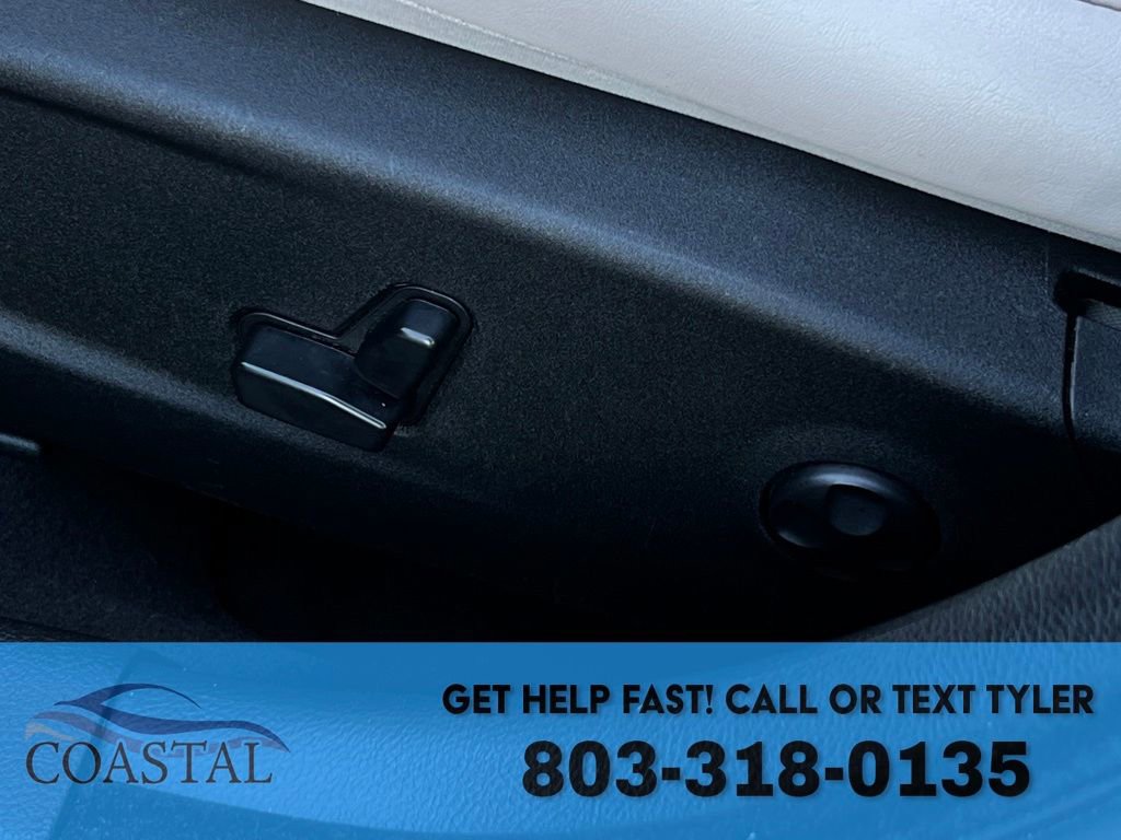 Used 2018 Chrysler 300 Limited w/ Safetytec Plus Group image 9