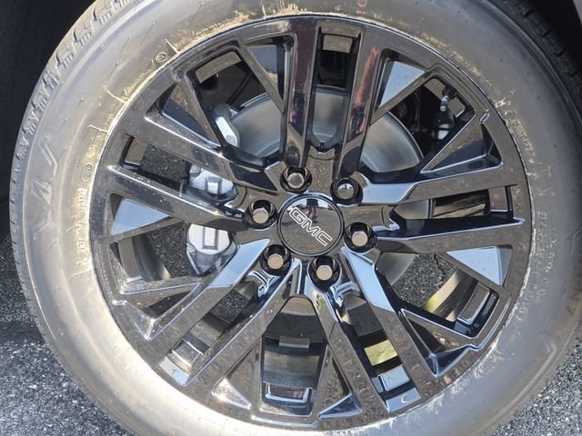 New 2026 GMC Yukon XL Elevation w/ Elevation Premium Package AWD/4WD image 13