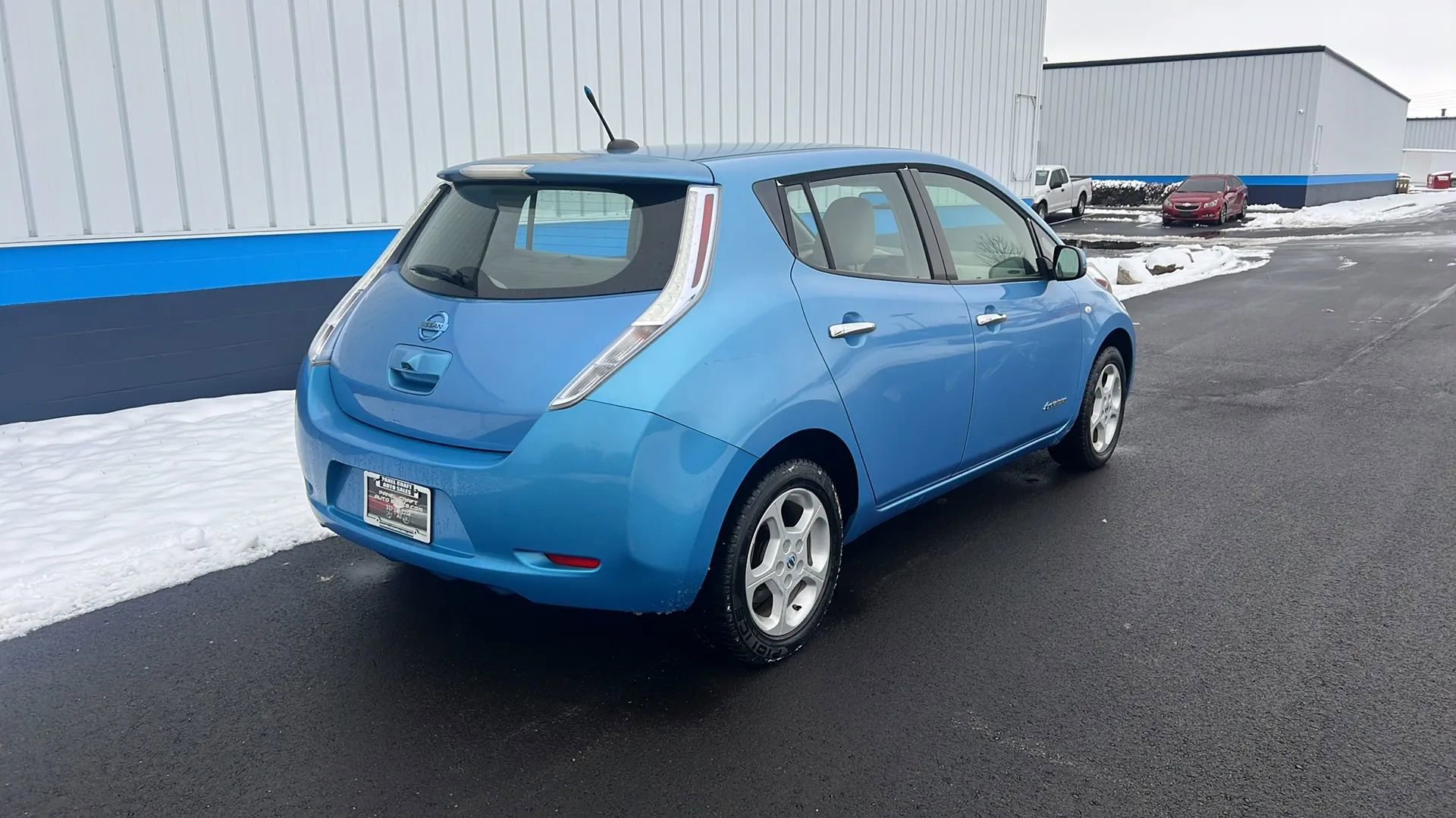 Used 2011 Nissan Leaf SL image 2