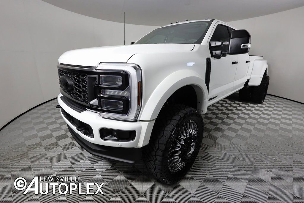 Used 2025 Ford F450 Platinum w/ Platinum Plus Package image 11
