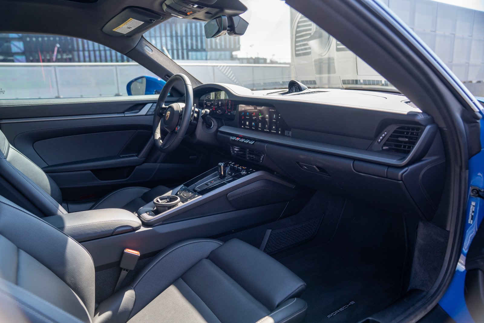 Certified 2025 Porsche 911 Carrera RWD image 25