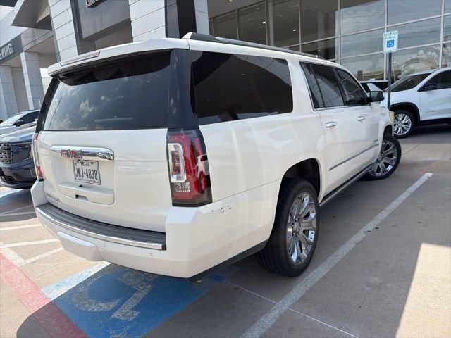 Used 2015 GMC Yukon XL Denali w/ Premium Package AWD/4WD image 3