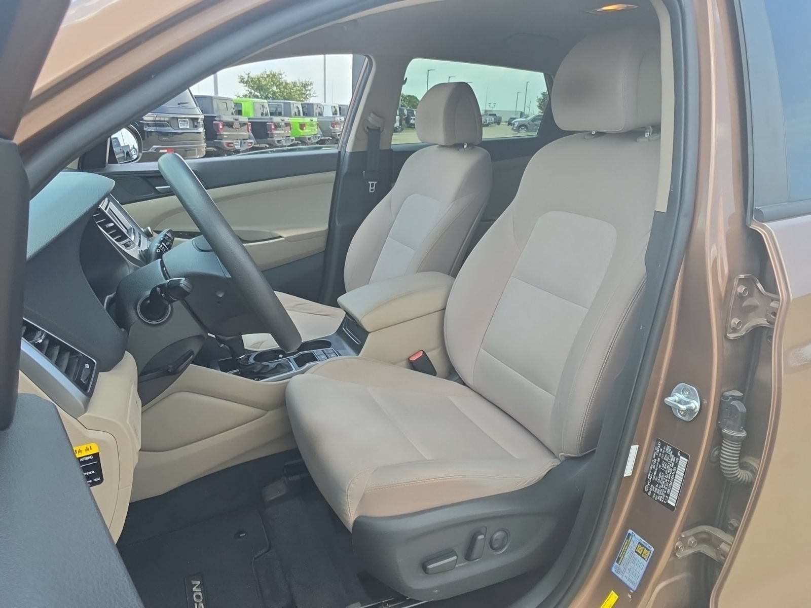 Used 2017 Hyundai Tucson SE w/ SE Popular Package 02 FWD image 11