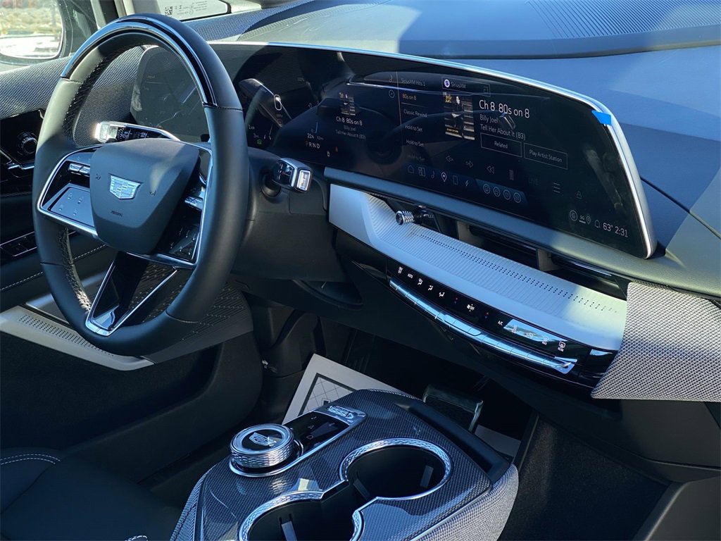 New 2026 Cadillac Optiq Sport 2 image 44