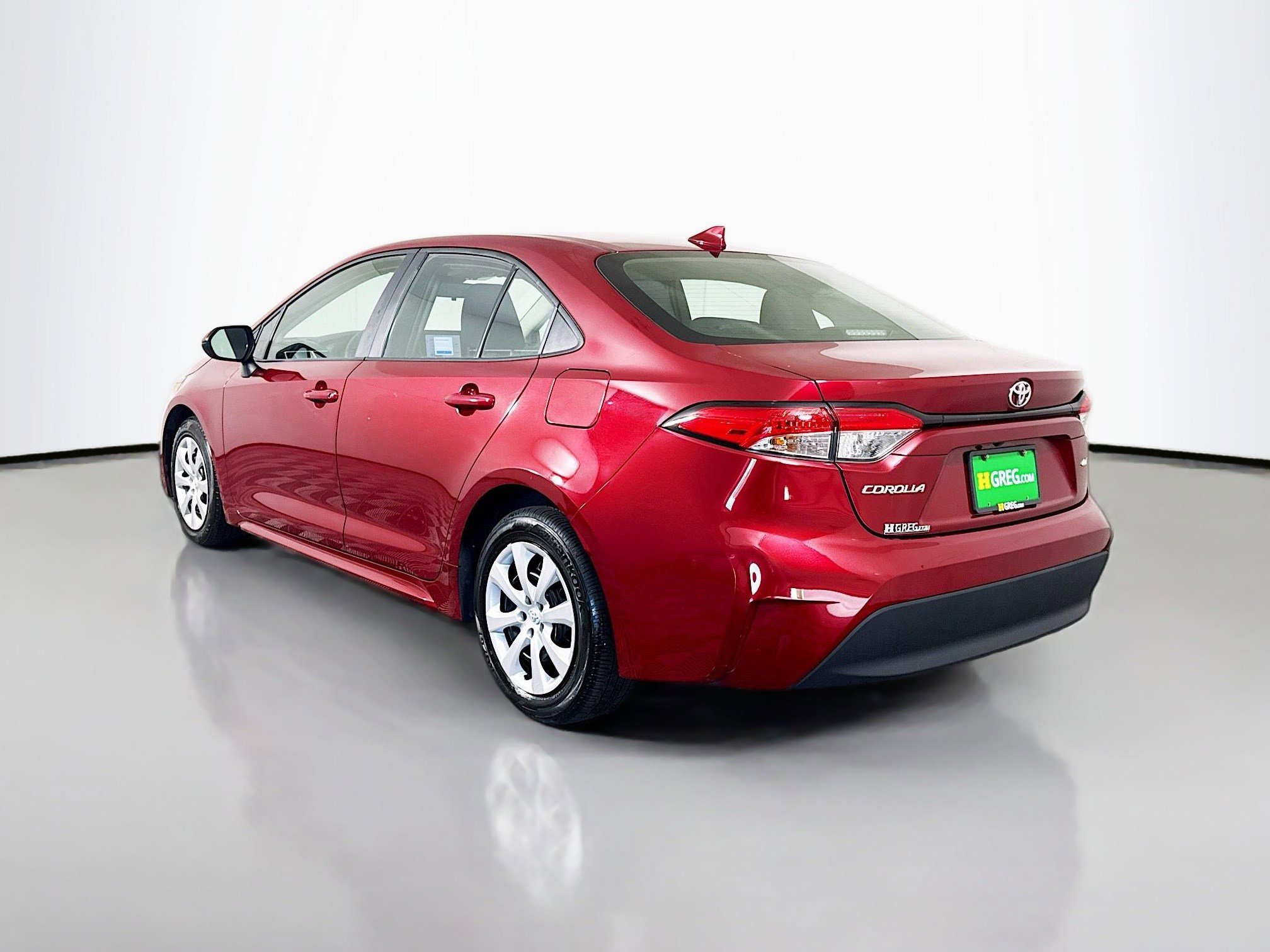 Used 2024 Toyota Corolla LE image 7