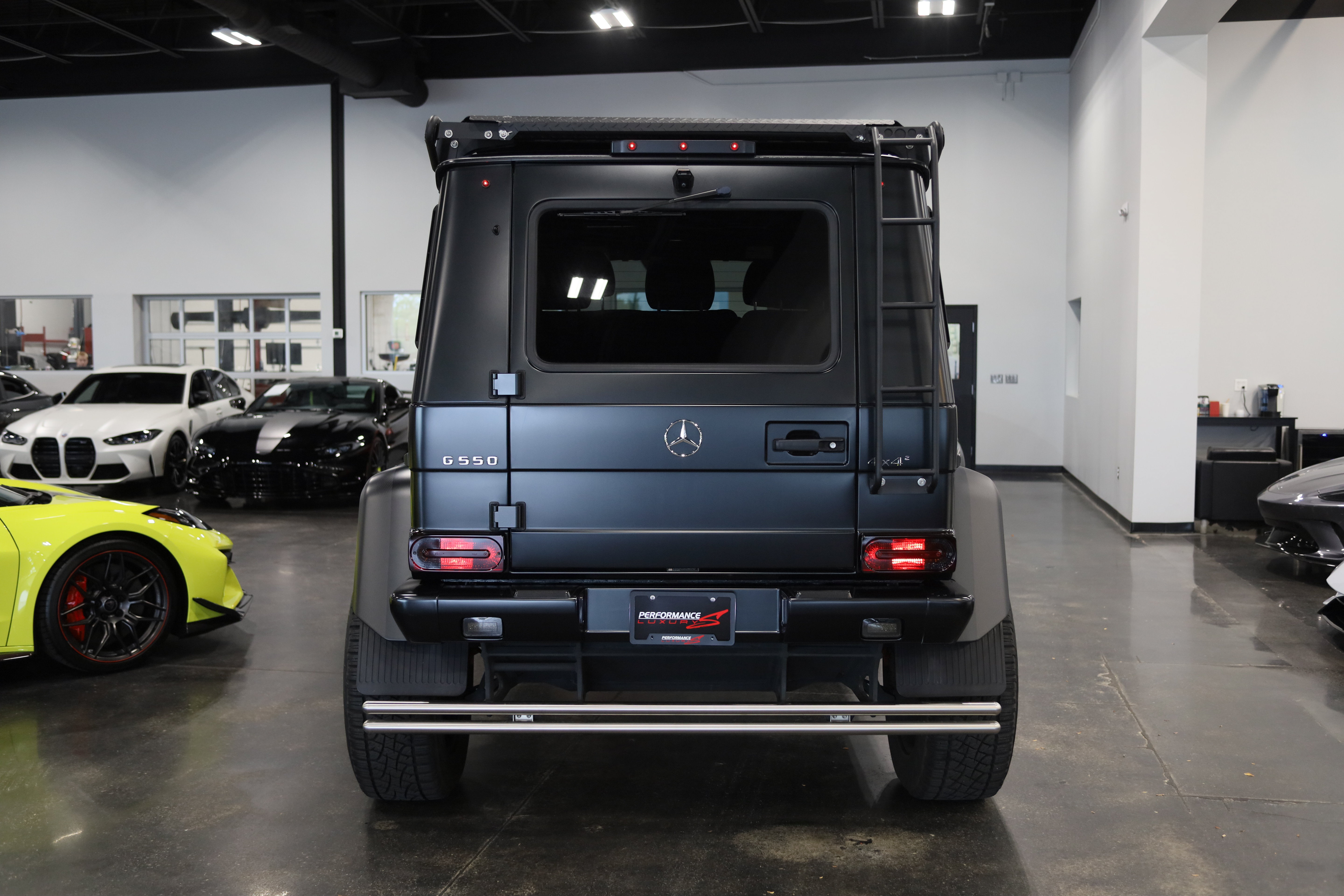 Used 2018 Mercedes-Benz G 550 Squared image 5