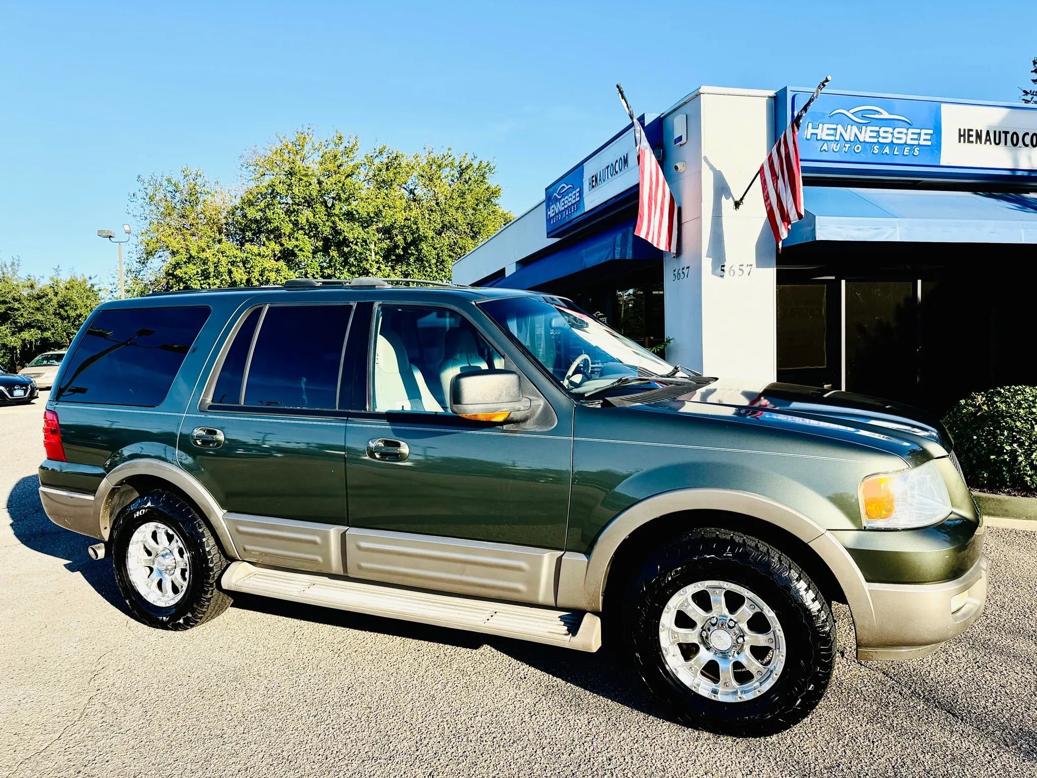 Used 2004 Ford Expedition Eddie Bauer image 13