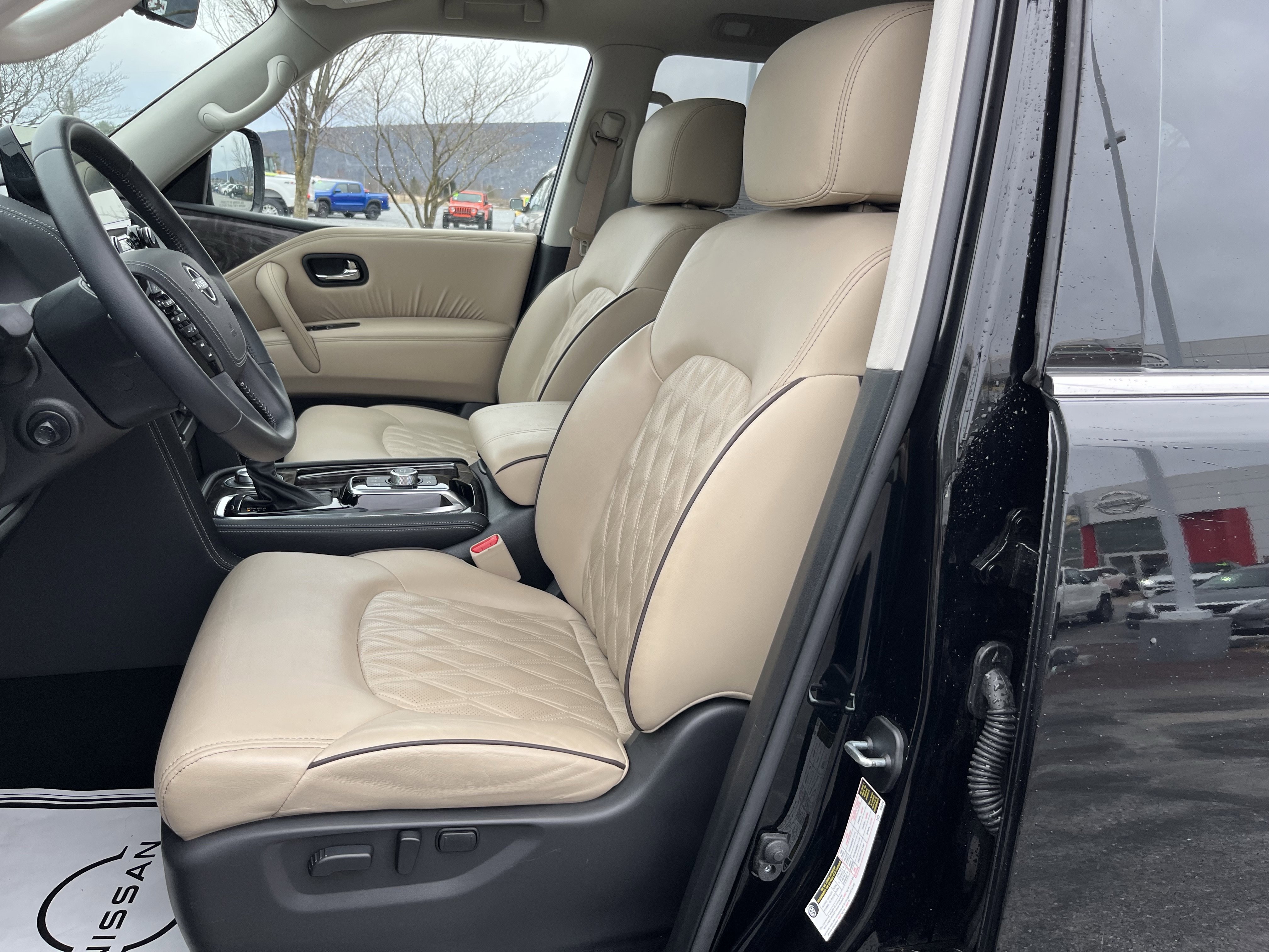 Used 2023 Nissan Armada Platinum w/ Captain's Chairs Package image 14