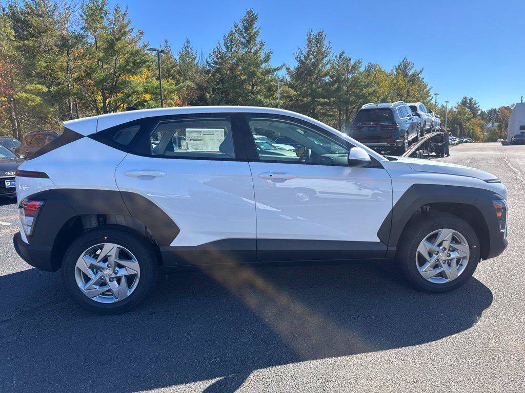 New 2027 Hyundai Kona SE AWD/4WD image 6