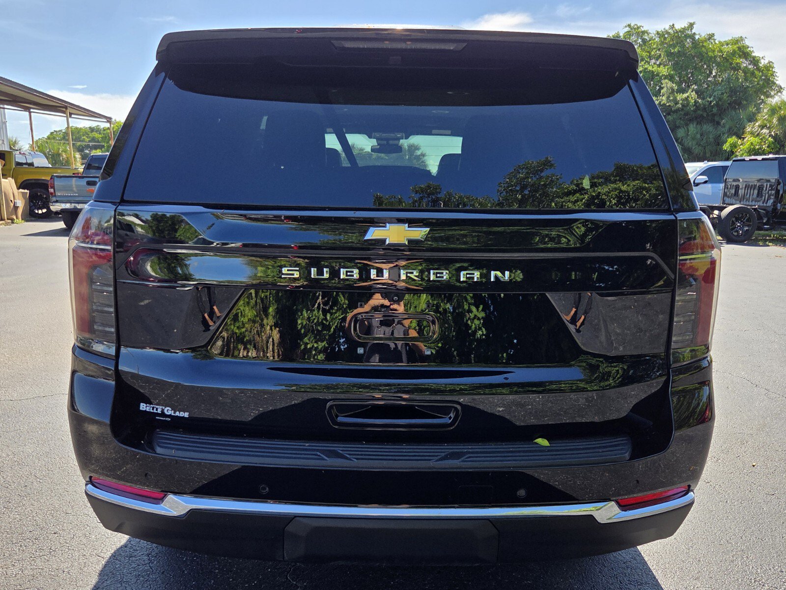 Certified 2026 Chevrolet Suburban LS RWD image 4