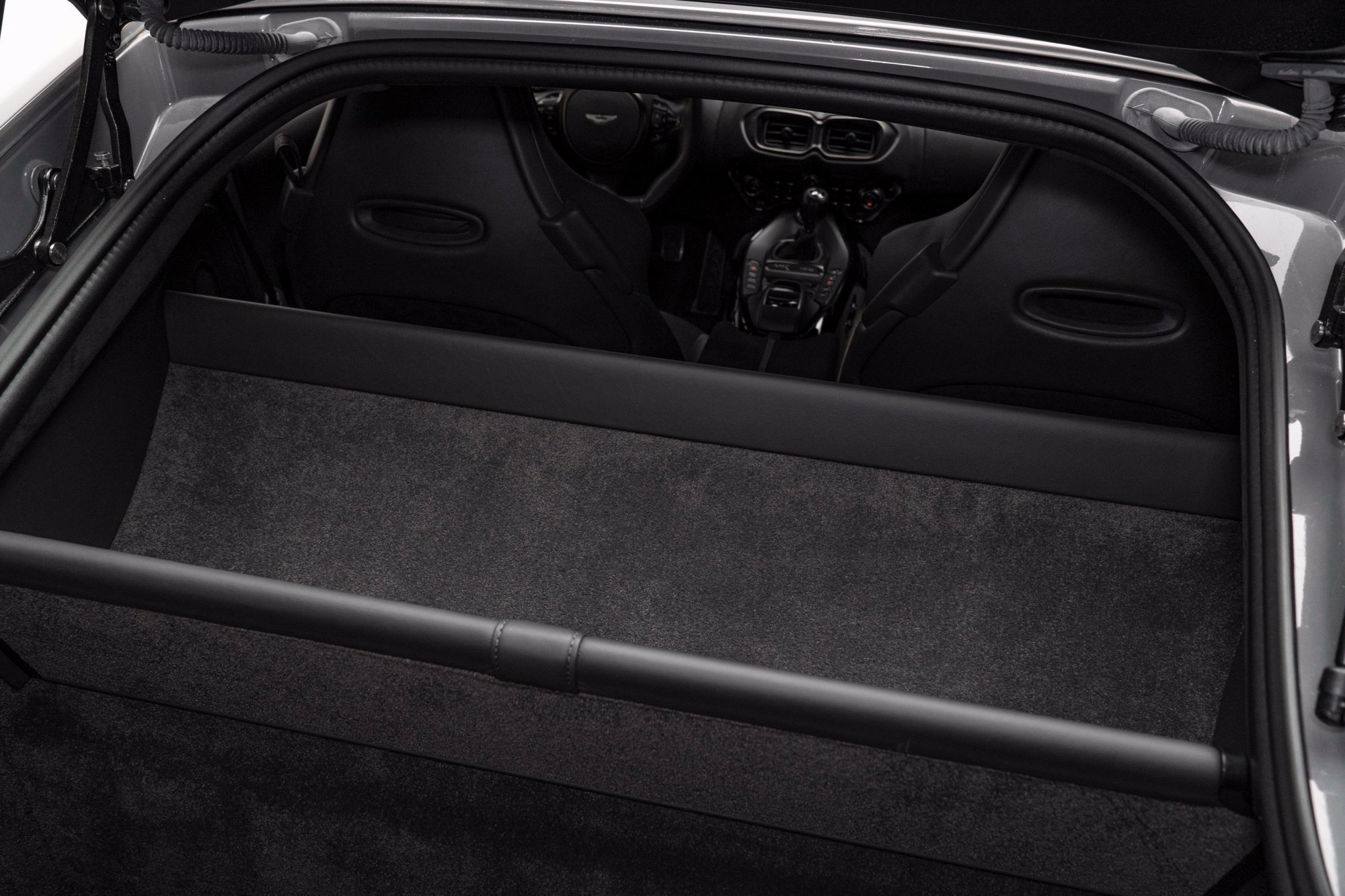 Used 2020 Aston Martin V8 Vantage AMR RWD image 63