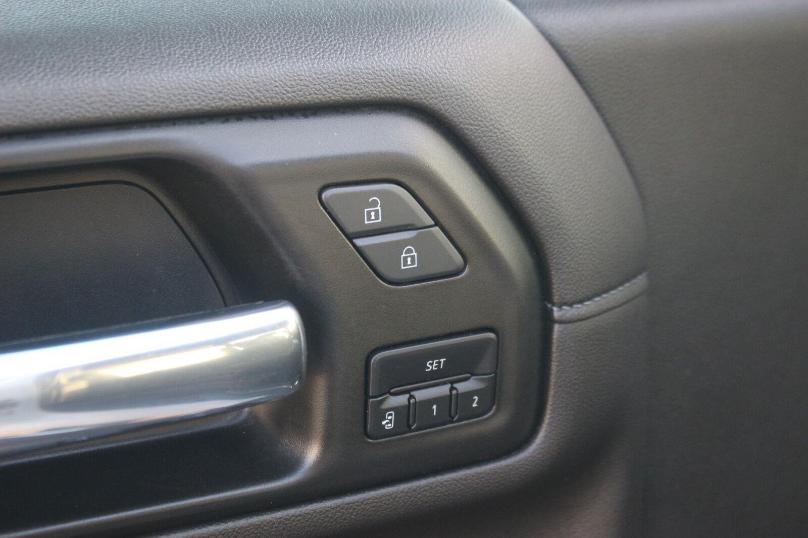 Used 2022 GMC Sierra 2500 Denali AWD/4WD image 14