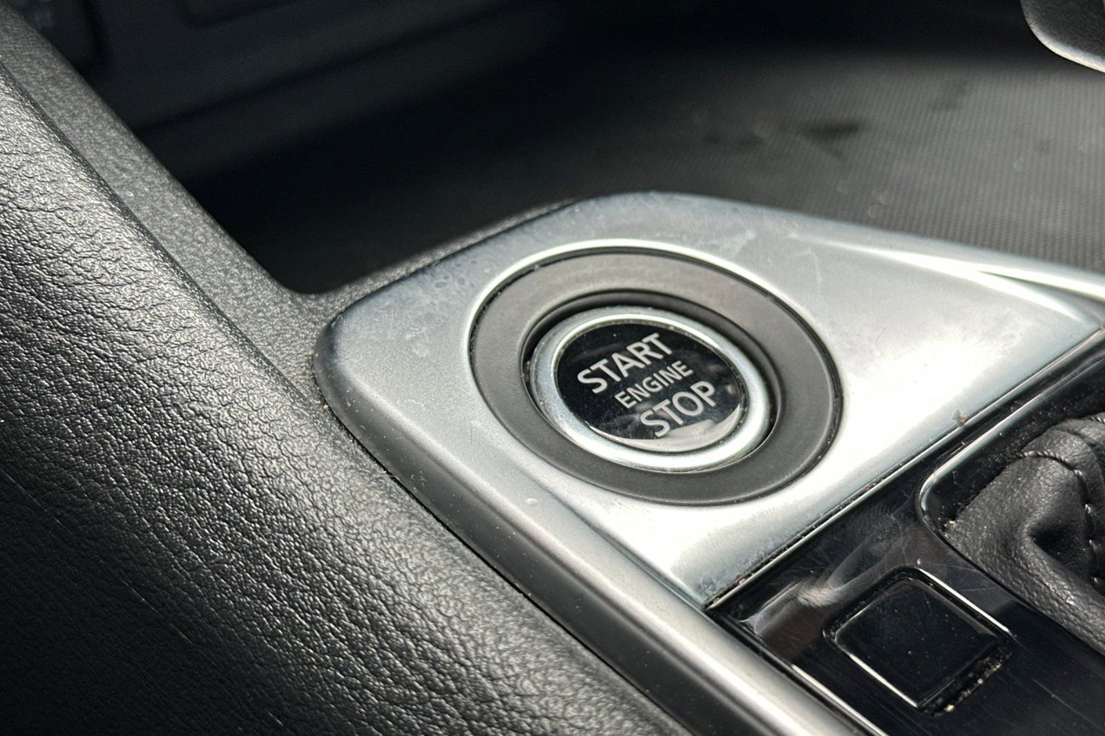 Used 2024 Nissan Sentra SV image 27