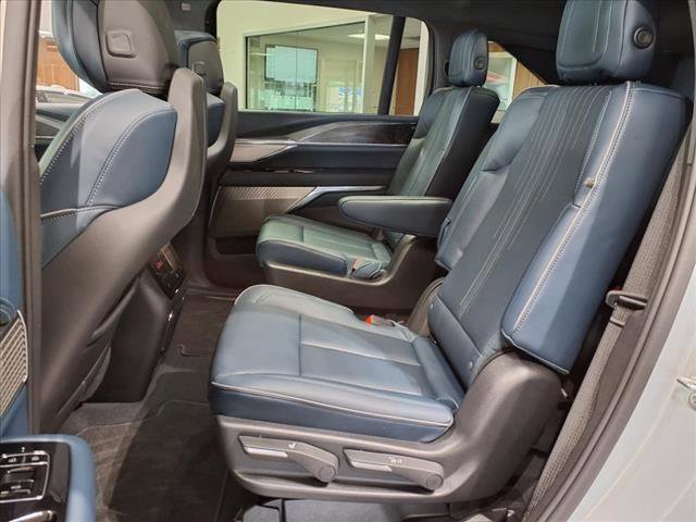 New 2025 Cadillac Escalade IQ Sport 2 image 15