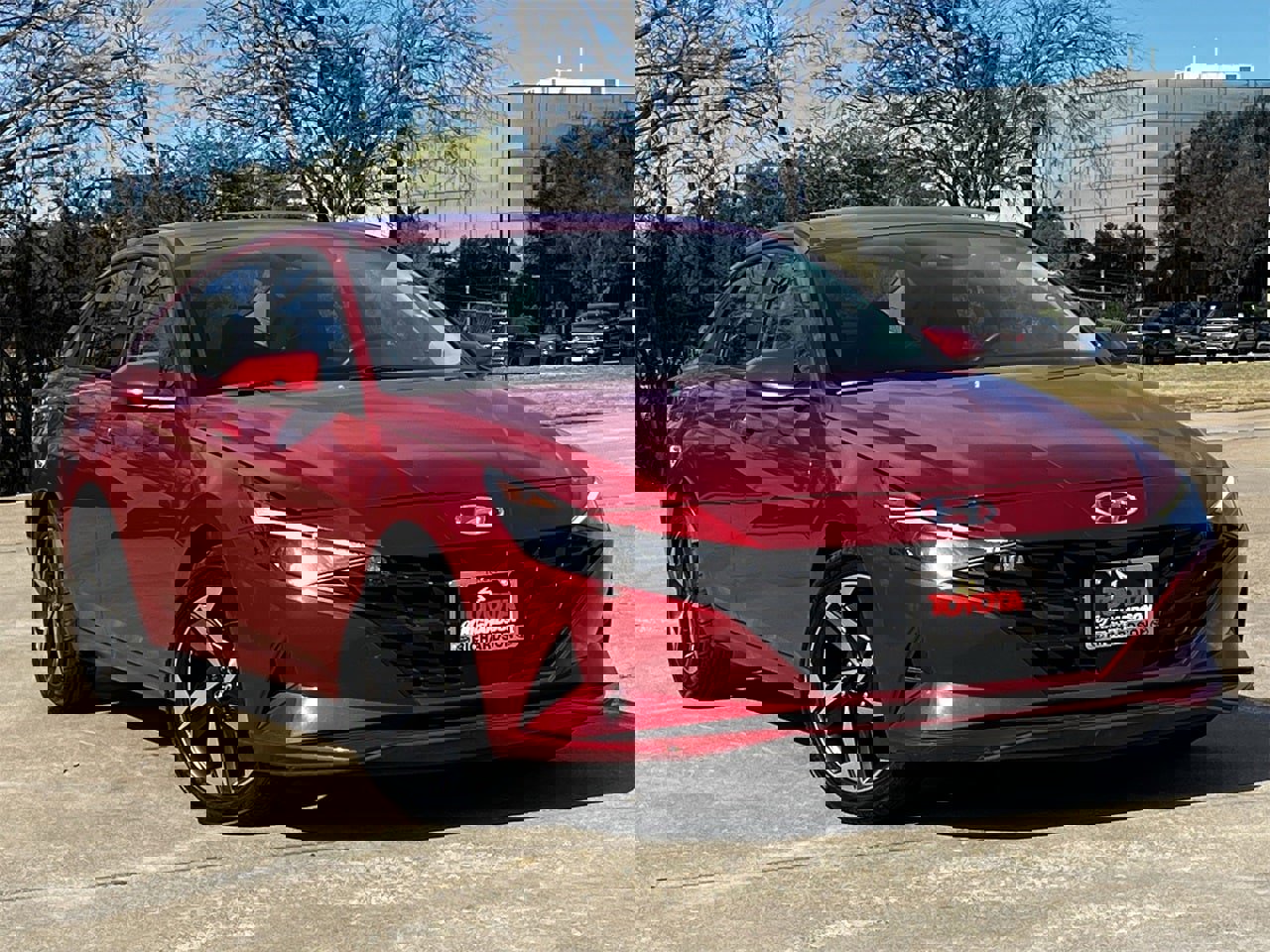 Used 2023 Hyundai Elantra SEL w/ Convenience Package image 2