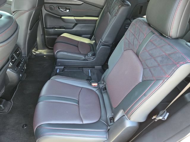 New 2026 Honda Pilot Black Edition image 6