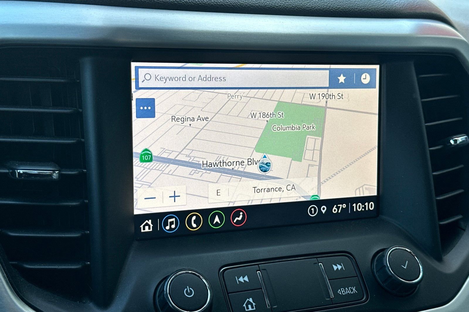 Used 2021 GMC Acadia SLT image 28