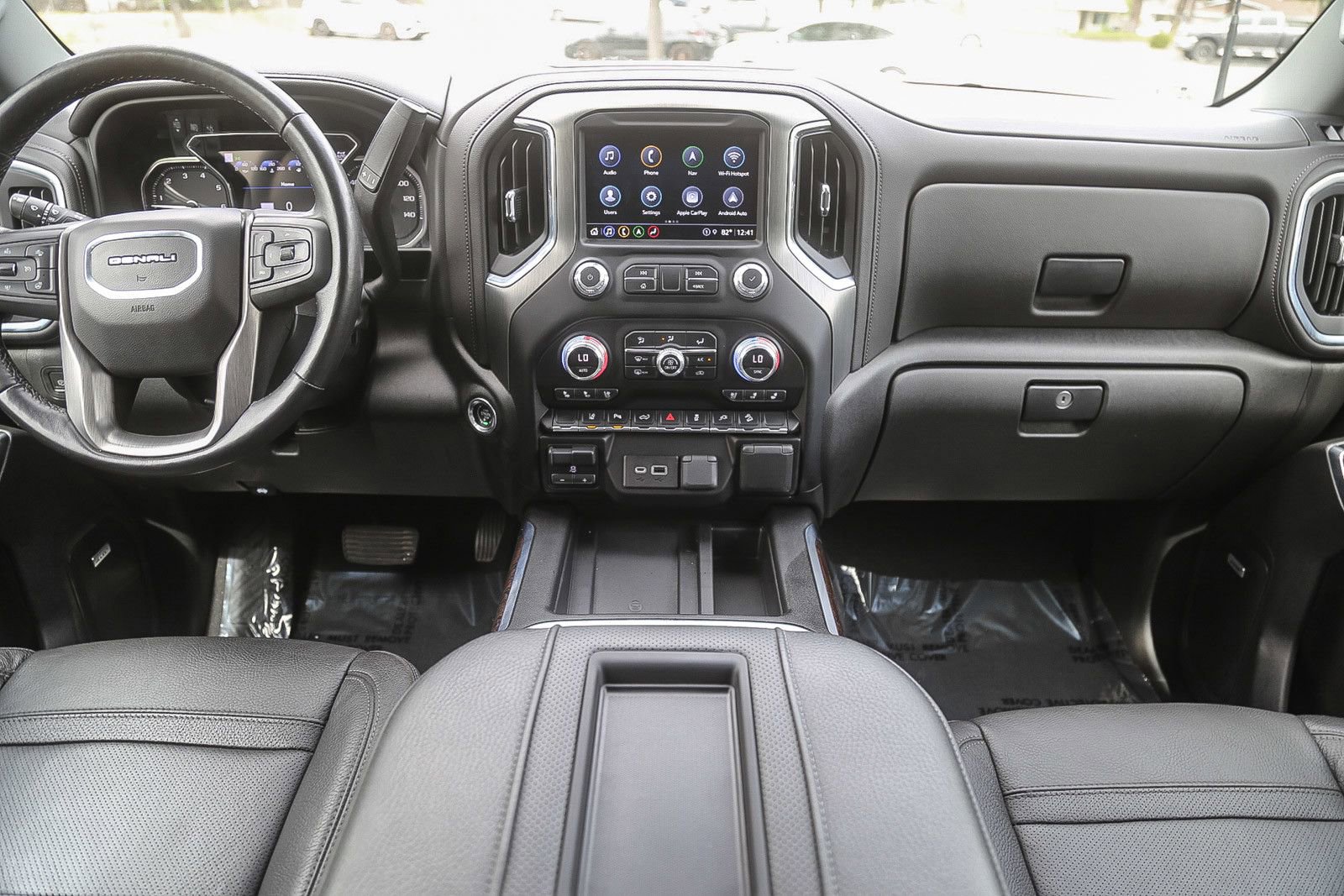 Used 2022 GMC Sierra 2500 Denali w/ Denali Ultimate Package AWD/4WD image 10