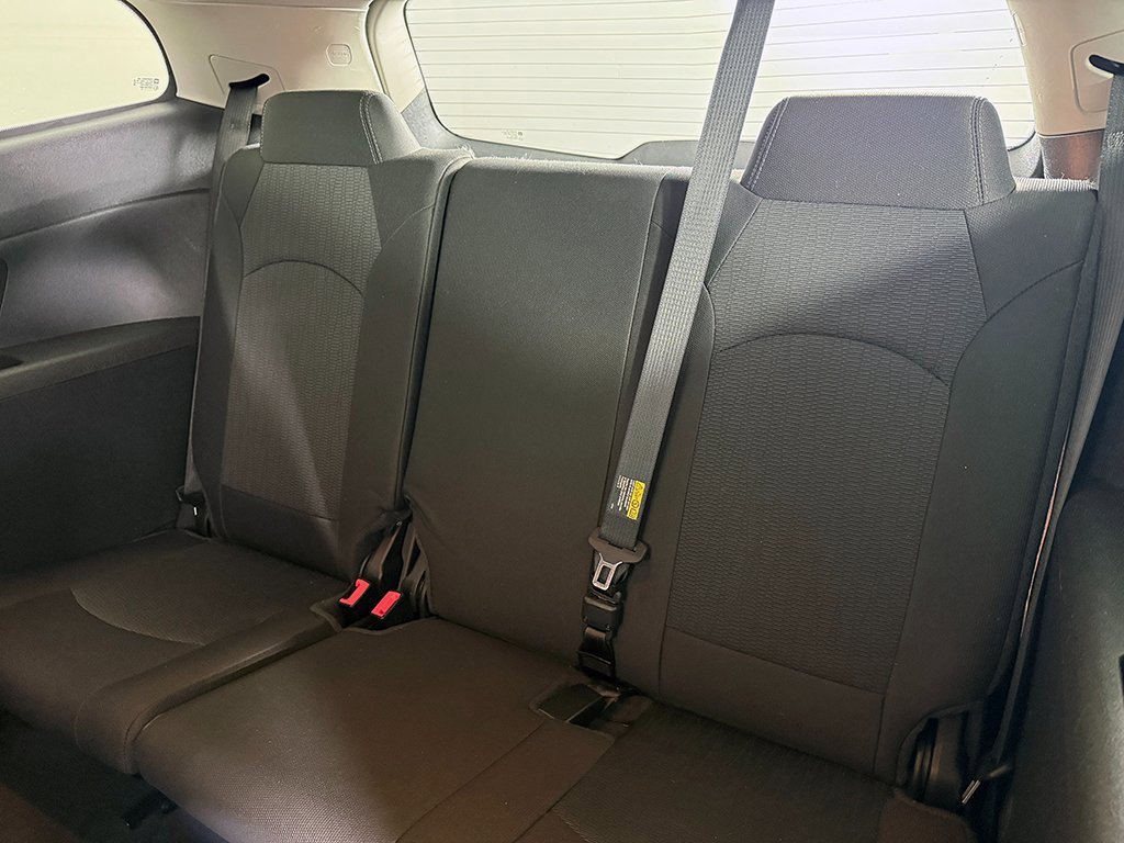 Used 2016 Chevrolet Traverse LT w/ Traveler's Package image 29