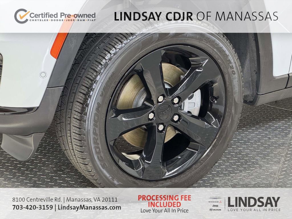 Certified 2025 Jeep Grand Cherokee L Limited w/ Luxury Tech Group II AWD/4WD image 12