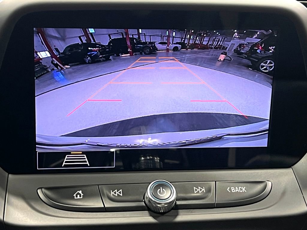 Used 2020 Chevrolet Camaro SS RWD image 11