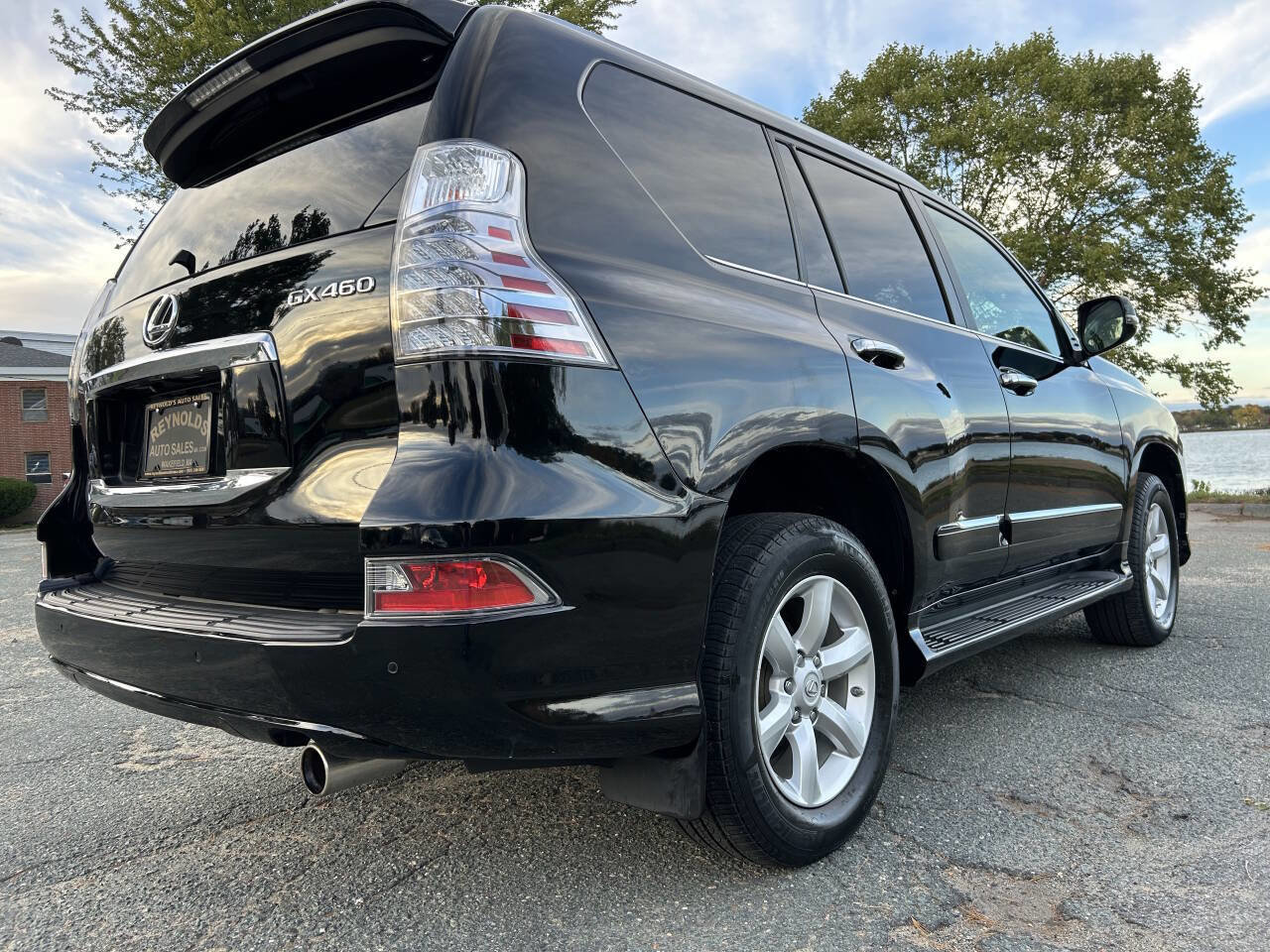 Used 2018 Lexus GX 460 image 10