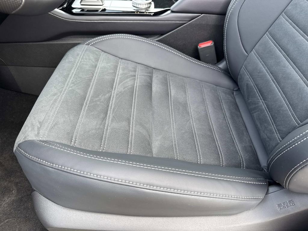 New 2026 Mitsubishi Outlander SE image 24