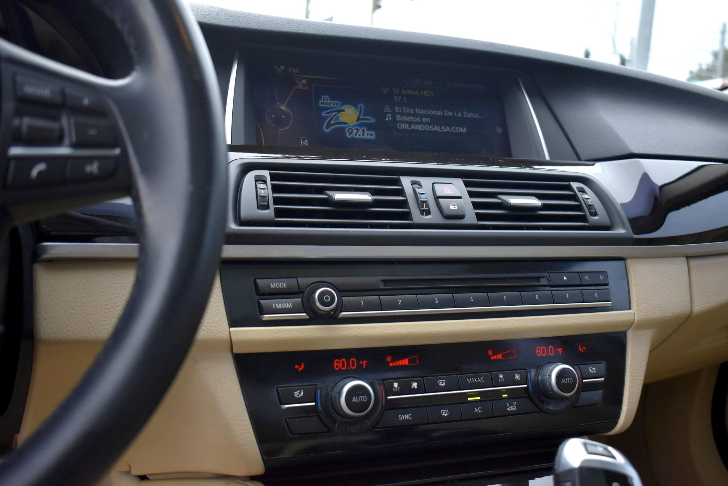 Used 2015 BMW 528i Sedan image 22