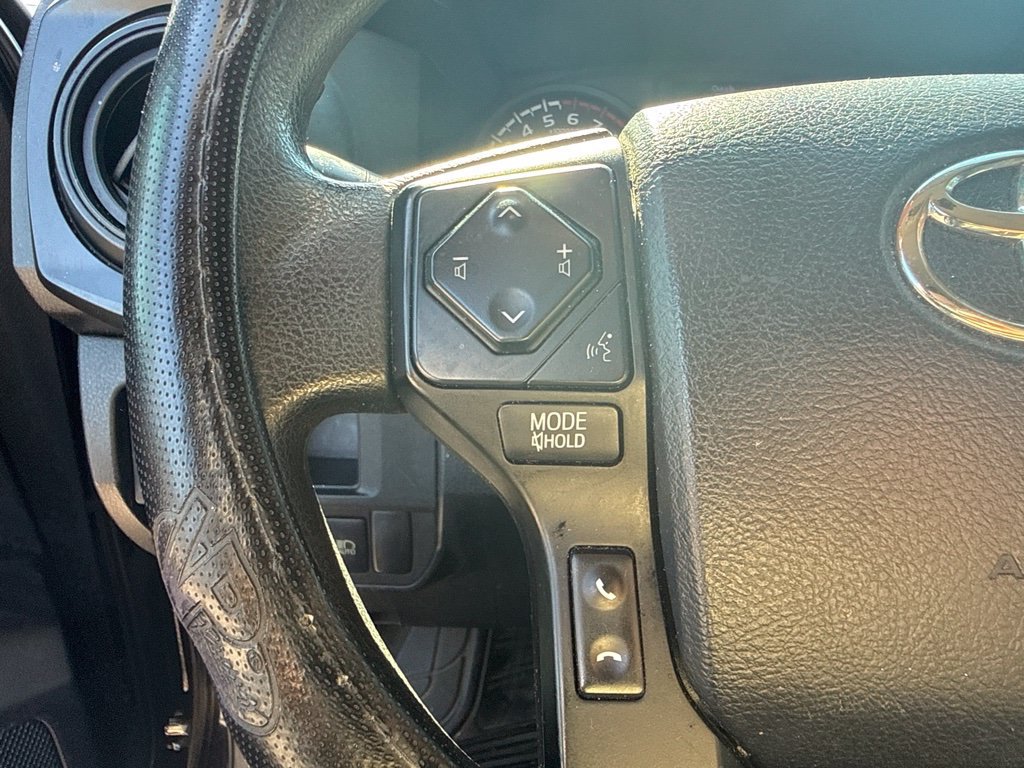 Used 2018 Toyota Tacoma SR RWD image 14