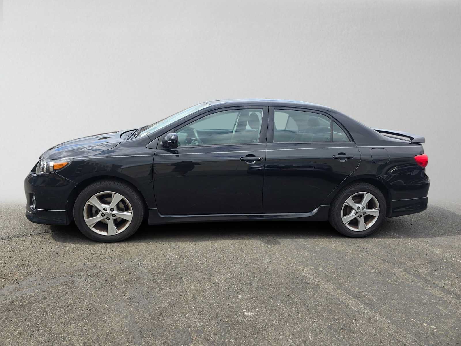 Used 2011 Toyota Corolla S FWD image 6