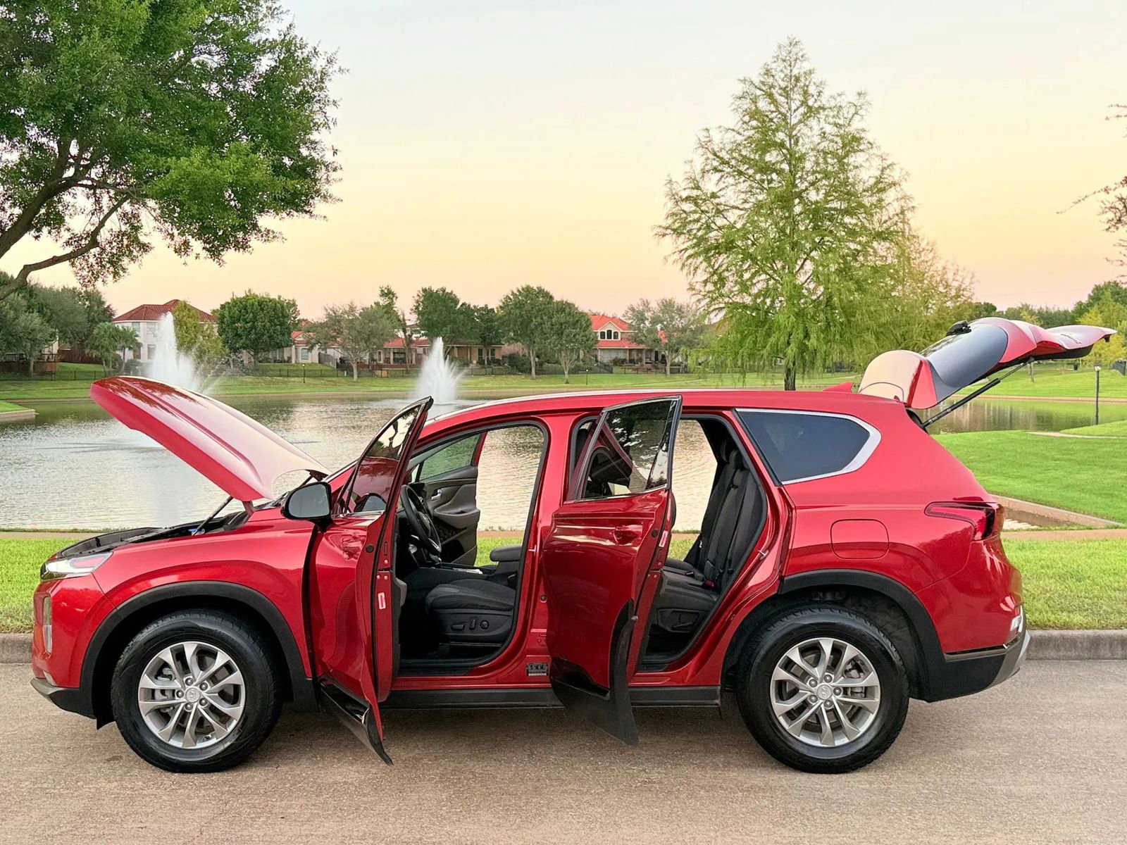 Used 2019 Hyundai Santa Fe SEL image 7