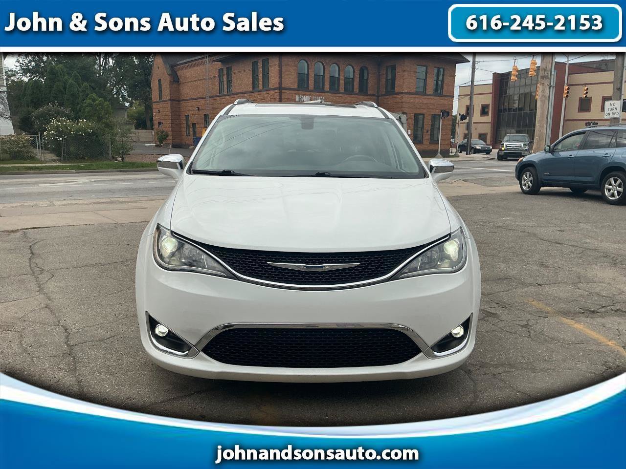 Used 2018 Chrysler Pacifica Limited