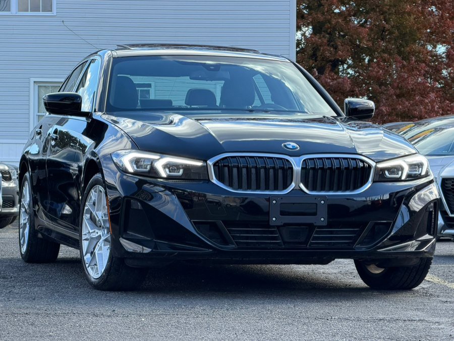 Used 2025 BMW 330i xDrive Sedan image 4