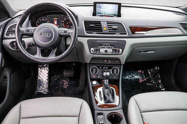 Used 2018 Audi Q3 2.0T Premium Plus w/ Premium Plus Package image 24