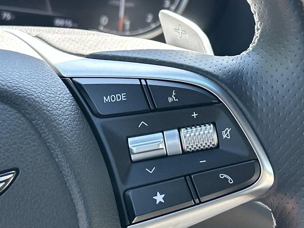 Used 2025 Genesis G70 2.5T w/ Sport Prestige Package AWD/4WD image 32