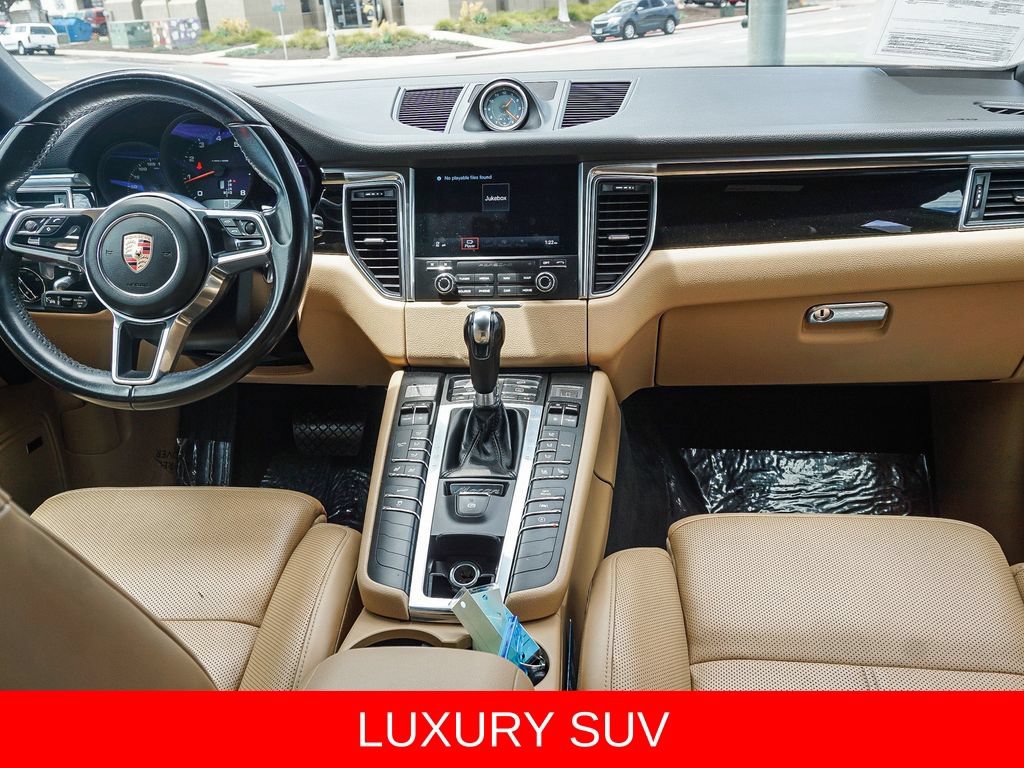 Used 2018 Porsche Macan AWD/4WD image 14