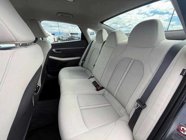 Used 2022 Hyundai Sonata Blue FWD image 13